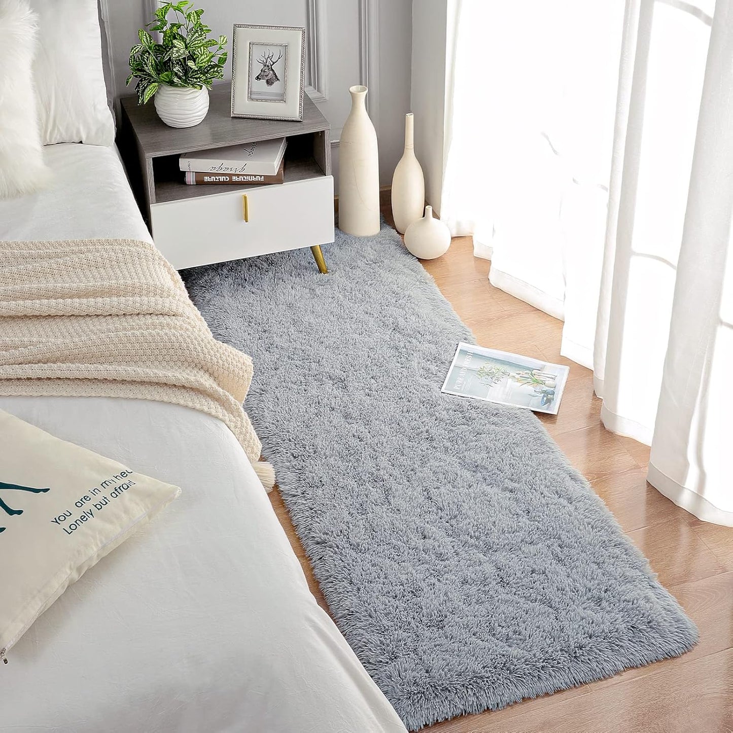 Chicrug Soft Runner Rugs for Bedroom Living Room Plush Fluffy Rug 2X6 Feet, Shag Furry Area Rug Carpet Non Shedding for Nursery Children Kids Girls Room Home Decorative, Grey