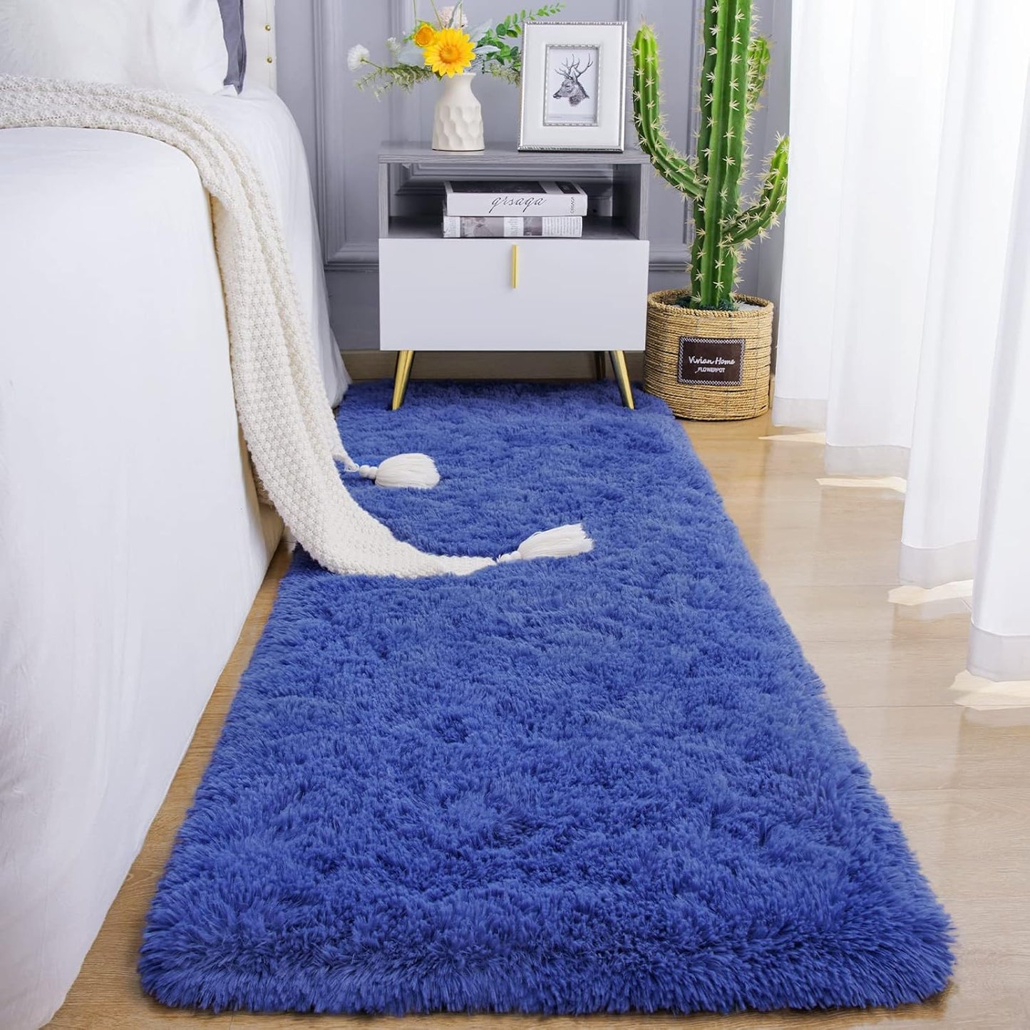 Chicrug Soft Runner Rugs for Bedroom Living Room Plush Fluffy Rug 2X6 Feet, Shag Furry Area Rug Carpet Non Shedding for Nursery Children Kids Girls Room Home Decorative, Grey