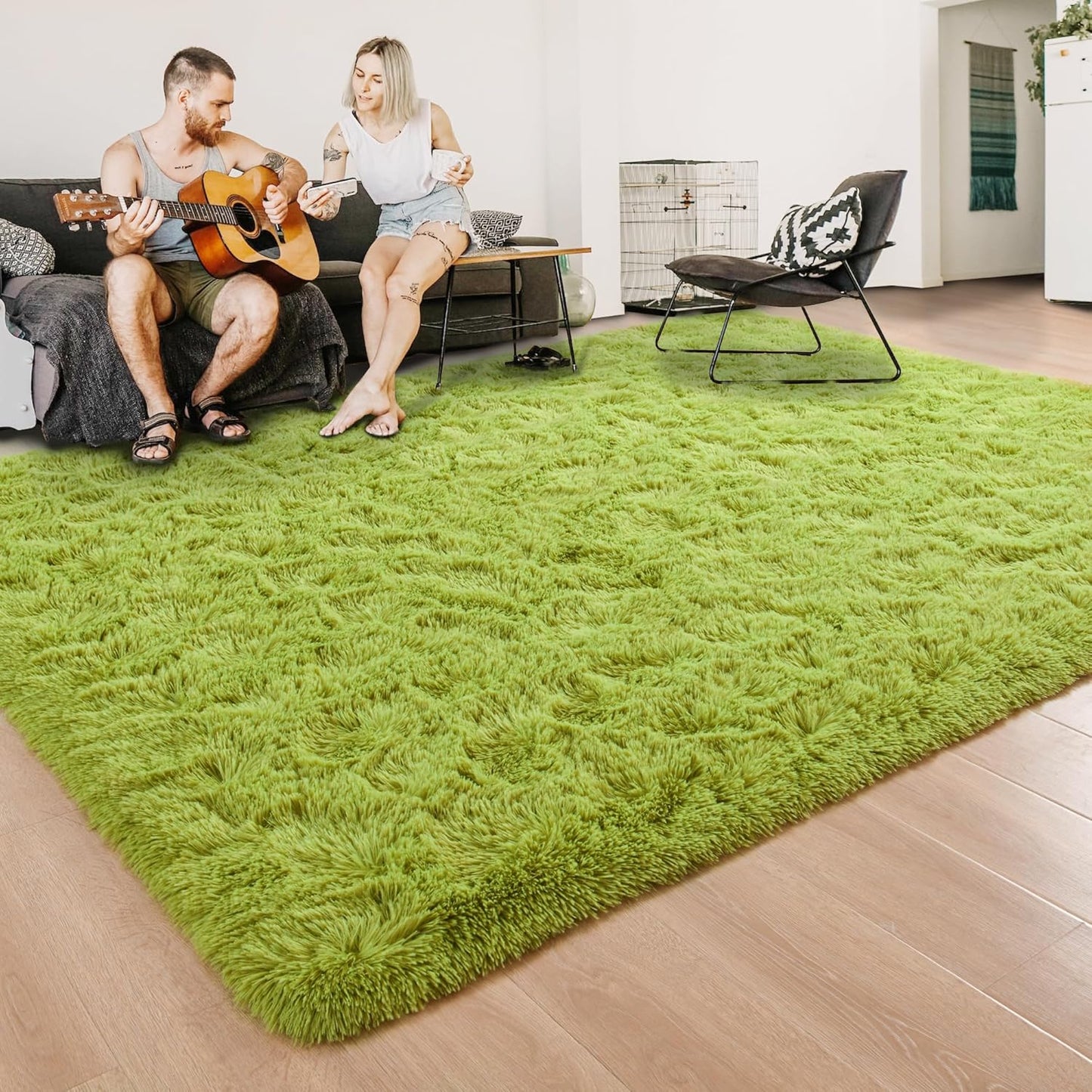 ISEAU Black Rug Super Soft Shaggy 4X6 Feet Rugs for Bedroom, Fluffy Area Rug for Living Room Floor Rug, Fuzzy and Comfy Carpet Nursery Shag Rug for Kids Boys Room Decor