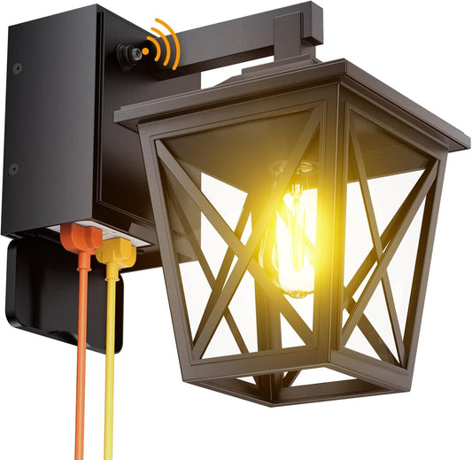 Porch Lights with Outlet, Dusk to Dawn Outdoor Light with Outlet Built-In, Waterproof Anti-Rust Aluminum outside Light with GFCI Outlet, Wall Sconce Light with Plug for Front Door (Black 1PC)