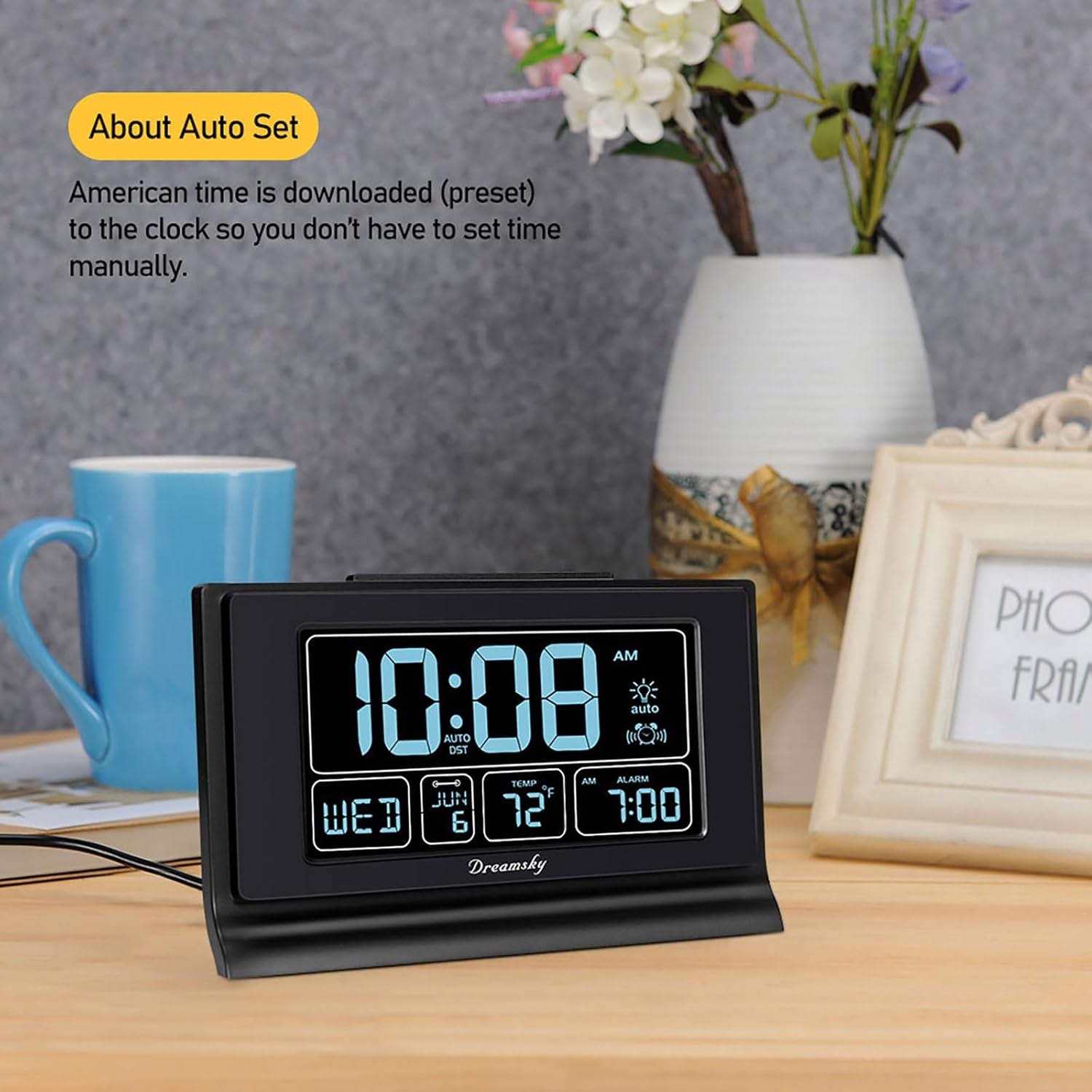 Dreamsky Alarm Clocks for Bedrooms with Battery Backup, Auto Set Digital Clock with Date and Day of Week, Temperature, USB Port, Auto DST, Dimmer, 12/24H