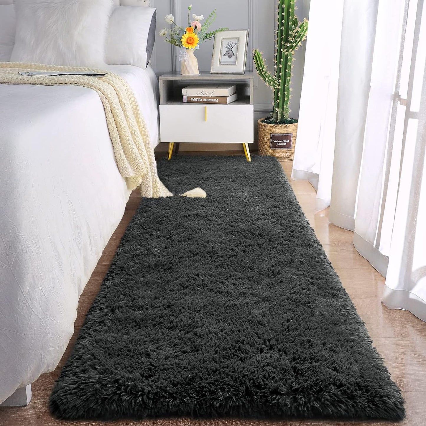 Chicrug Soft Runner Rugs for Bedroom Living Room Plush Fluffy Rug 2X6 Feet, Shag Furry Area Rug Carpet Non Shedding for Nursery Children Kids Girls Room Home Decorative, Grey