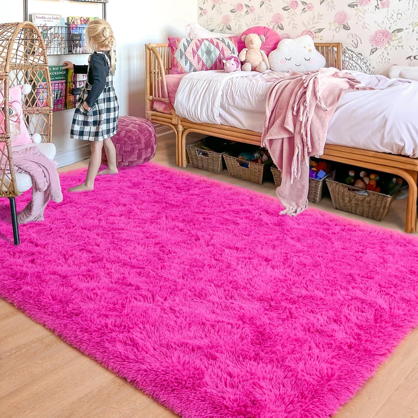 ISEAU Black Rug Super Soft Shaggy 4X6 Feet Rugs for Bedroom, Fluffy Area Rug for Living Room Floor Rug, Fuzzy and Comfy Carpet Nursery Shag Rug for Kids Boys Room Decor