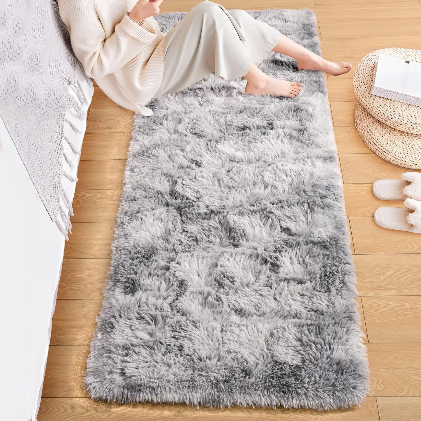 ISEAU Black Rug Super Soft Shaggy 4X6 Feet Rugs for Bedroom, Fluffy Area Rug for Living Room Floor Rug, Fuzzy and Comfy Carpet Nursery Shag Rug for Kids Boys Room Decor